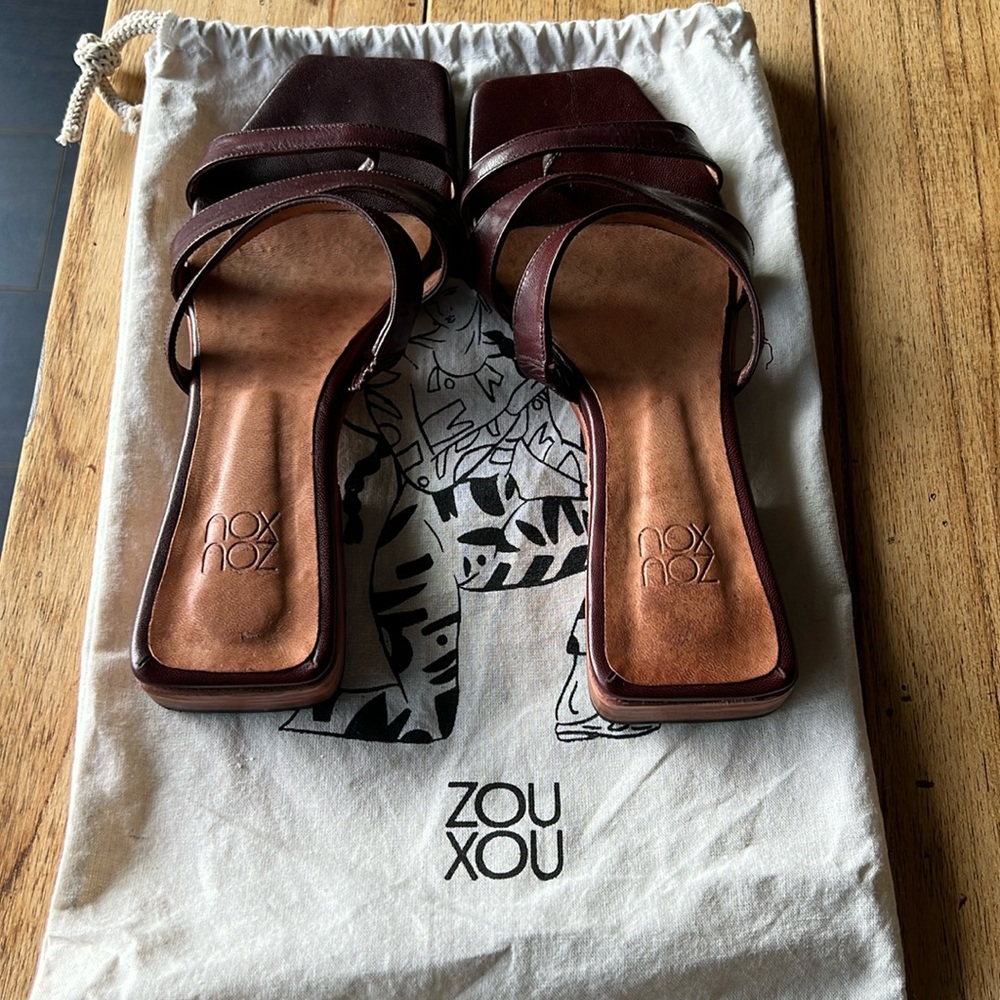 Zou Xou Brown Sandals Size 8